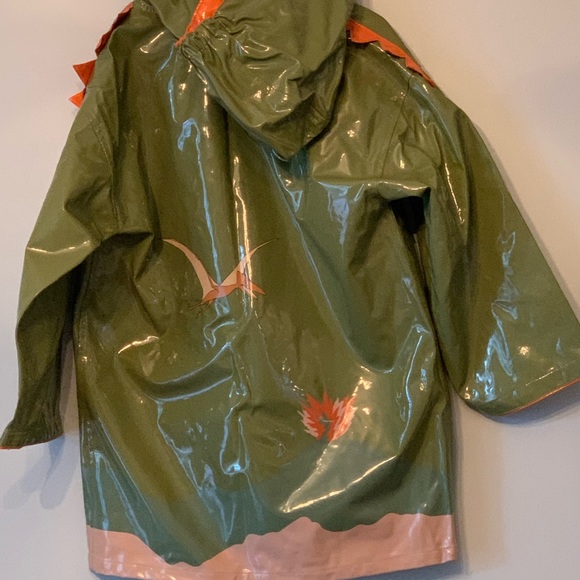 Kidadorable Raincoat ☂️ - Picture 3 of 3